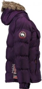Detalles Laterales del Abrigo para Niña de Geographical Norway: modelo chaqueta Anson 068 en púrpura